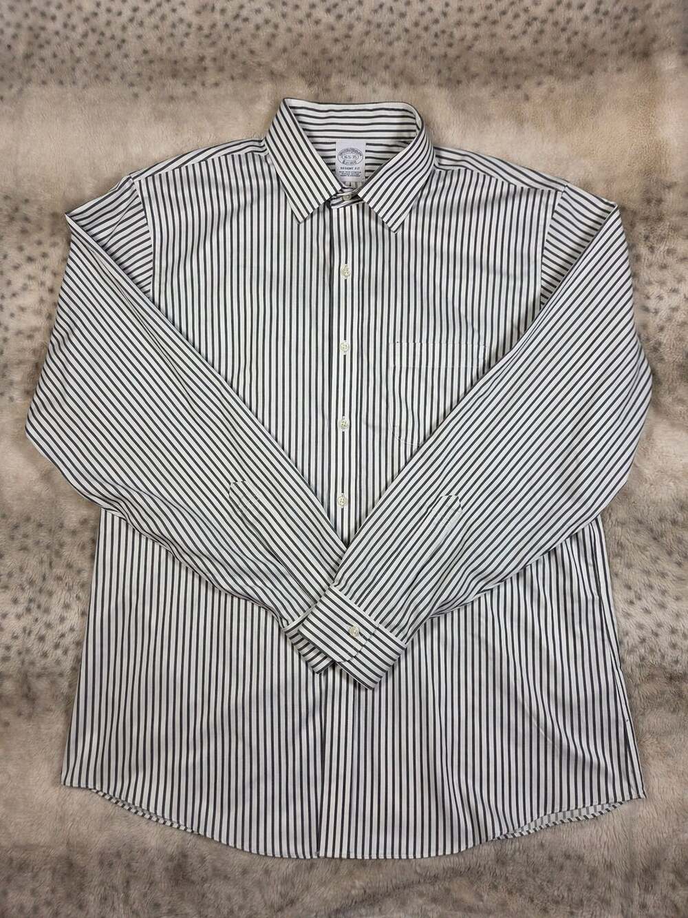 Brooks Brothers Regent Fit Dress Shirt Size 16.5-35 Stripe Supima Cotton Blend